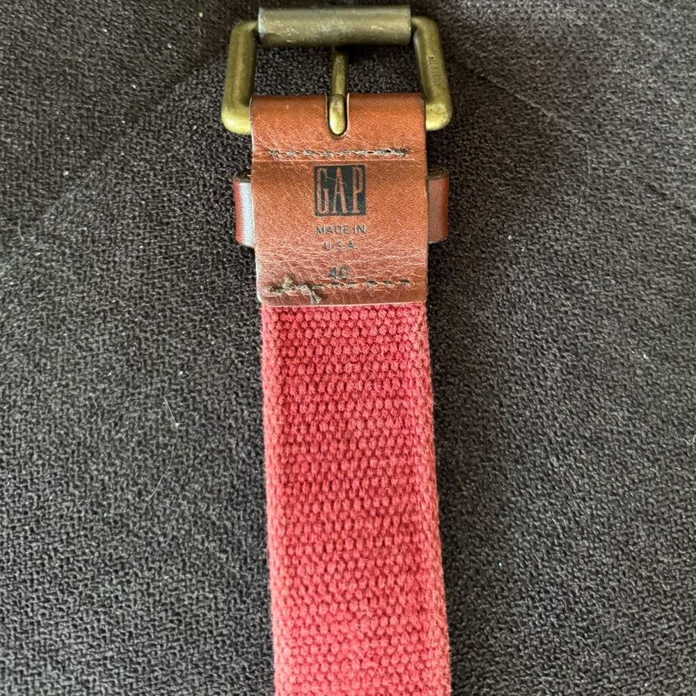Red Gap Ribbon Belt (40)